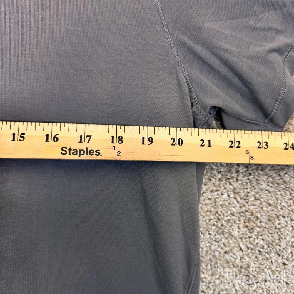 The North Face T-Shirt Mens Large FlashDry-XD Grey Performance EUC